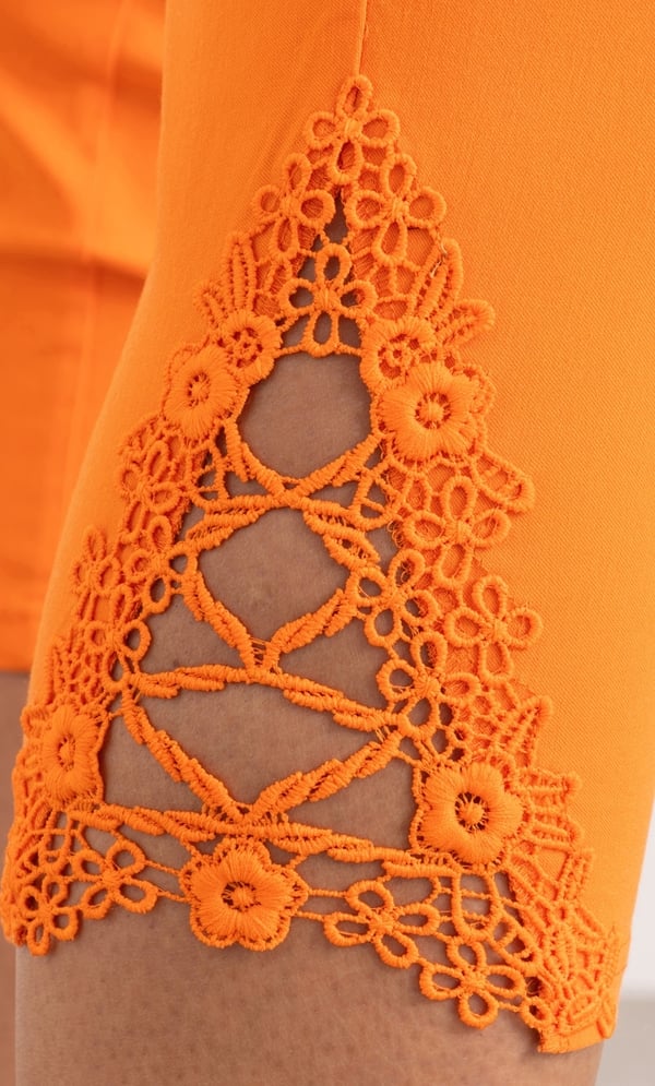 Lace Trim Pull On Pedal Pushers