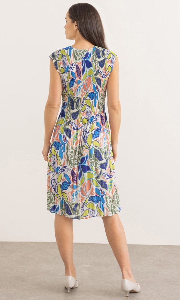 Leaf Print Pleated Dress
