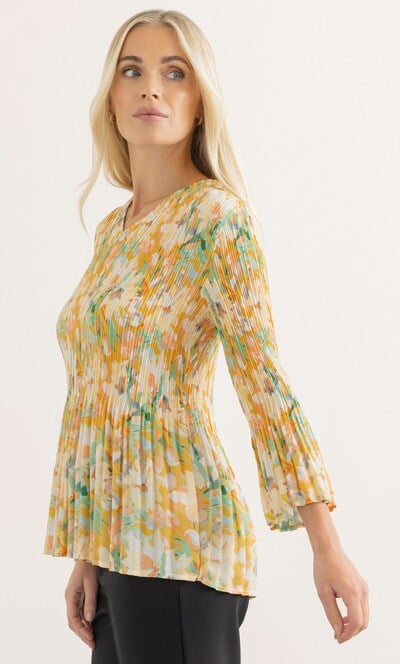 Three Quarter Sleeve Printed Pleat Top