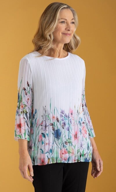 Anna Rose Garden Print Pleated Top