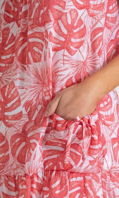 Sleeveless Leaf Print Tunic Top
