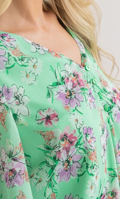 Floral Print Smocked Hem Top