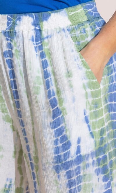 Tie Dye Pull On Shorts