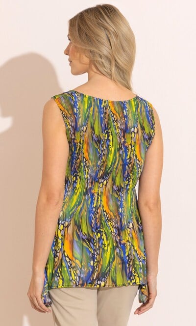 Pleated Dip Hem Print Top