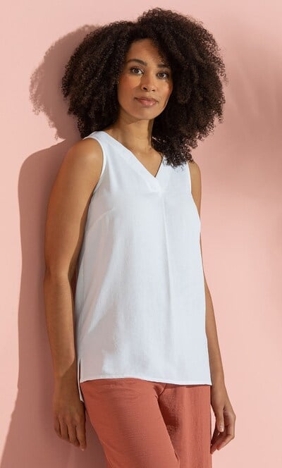 V Neck Sleeveless Crinkle Top