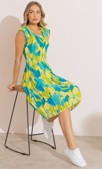 Floral Print Pleated Dress