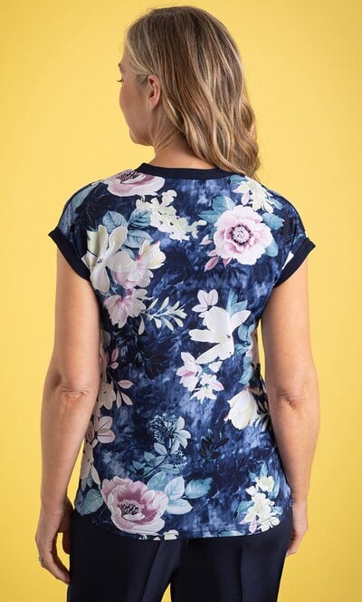 Anna Rose Textured Garden Print Top