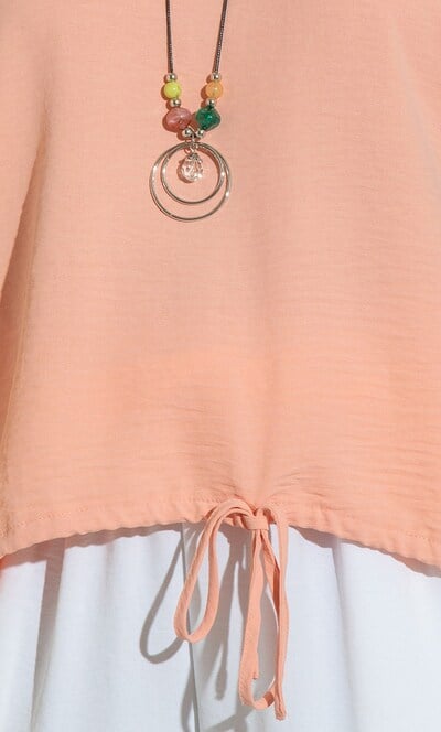 Dip Hem Top With Necklace