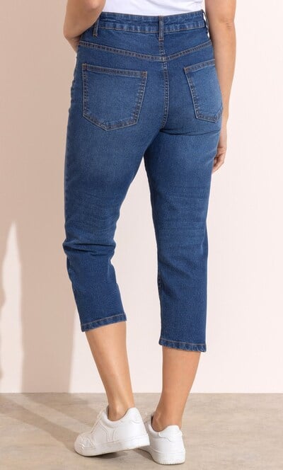 Cropped Slim Leg Jeans