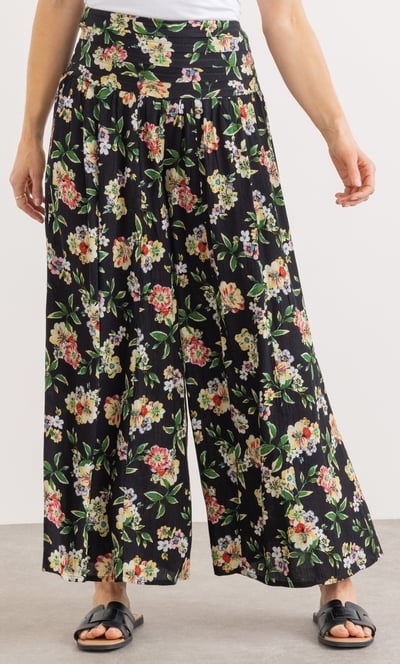 Floral Print Wide Leg Trousers