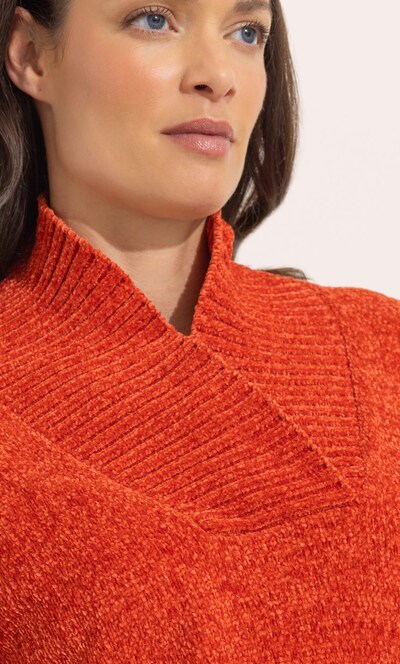 Chenille Long Sleeve Collared Jumper