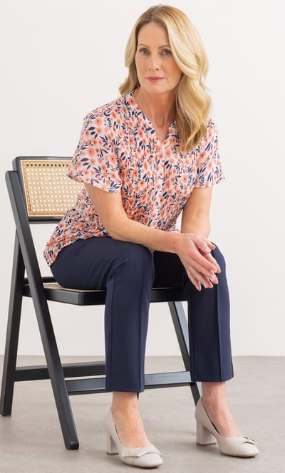 Anna Rose Floral Print Pleated Blouse