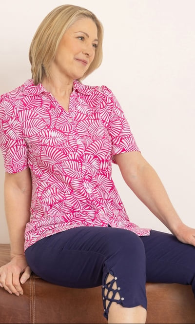 Anna Rose Short Sleeve Textured Leaf Print Blouse