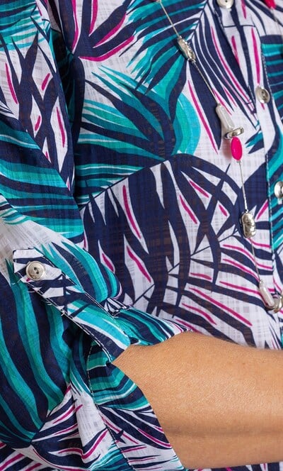Anna Rose Leaf Print Shirt With Necklace