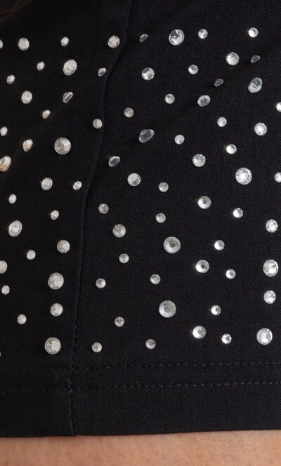 Embellished Pull On Capri Pants