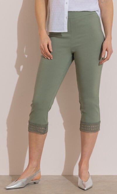 Lace Trim Pull On Capri Trousers