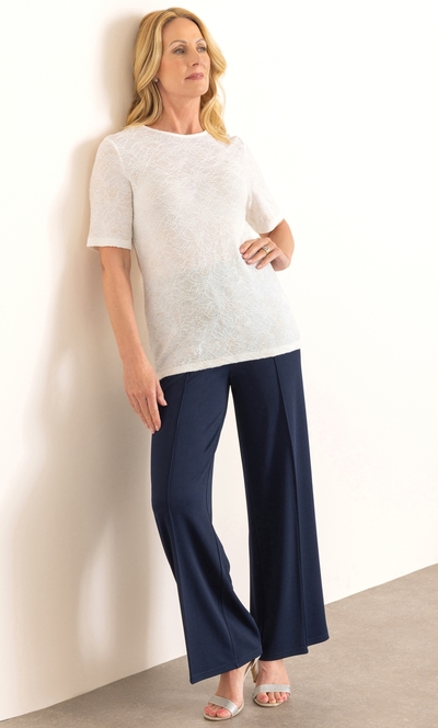 Anna Rose Textured Shimmer Short Sleeve Top