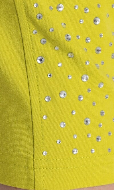 Embellished Pull On Capri Pants