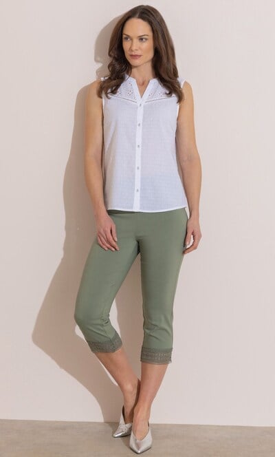 Lace Trim Pull On Capri Trousers