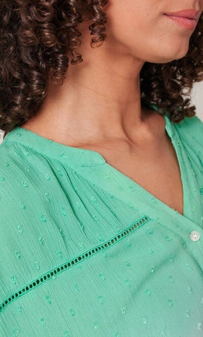 Embroidered Short Sleeve Ombre Top
