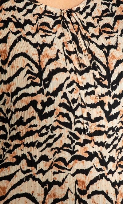 Animal Printed Pleated Chiffon Midi Dress