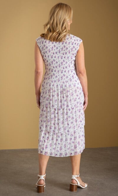 Anna Rose Pleated Tiered Floral Dress