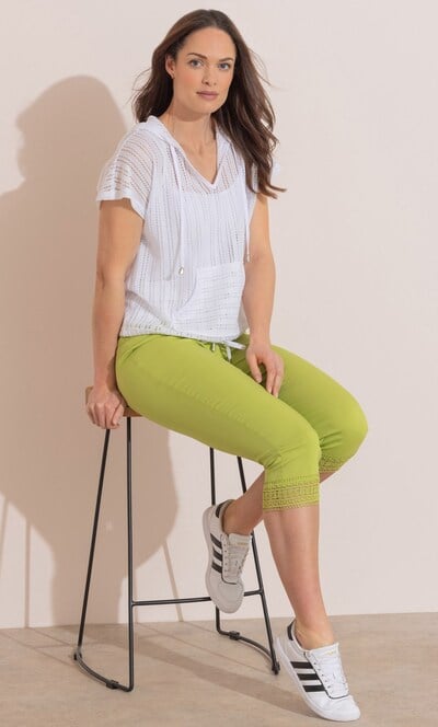 Lace Trim Pull On Capri Trousers
