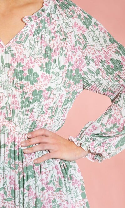Garden Print Pleated Georgette Top