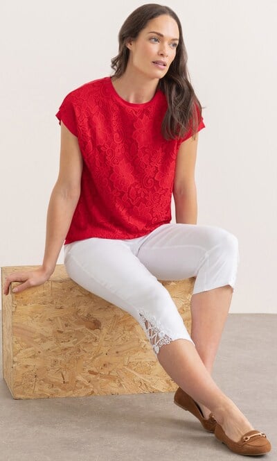 Lace Trim Pull On Pedal Pushers