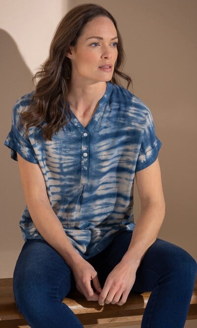 Tie Dye Short Sleeve Top