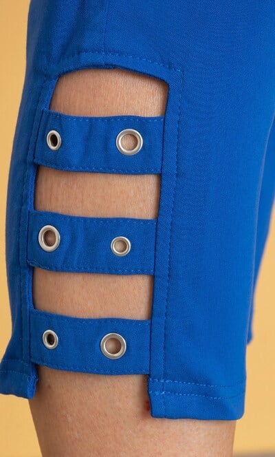 Anna Rose Eyelet Trim Cropped Trousers