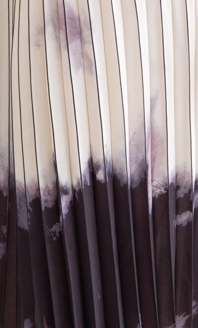 Dip Dye Pleated Pull On Skirt