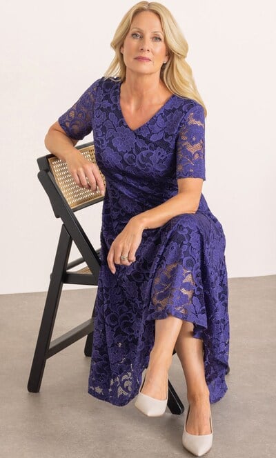 Anna Rose Stretch Lace Dress