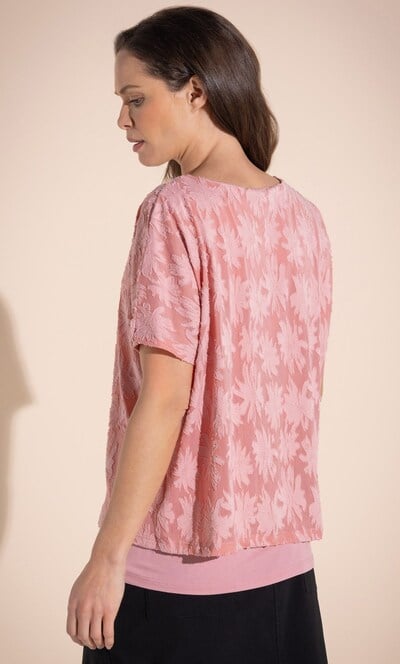 Layered Floral Top With Necklace