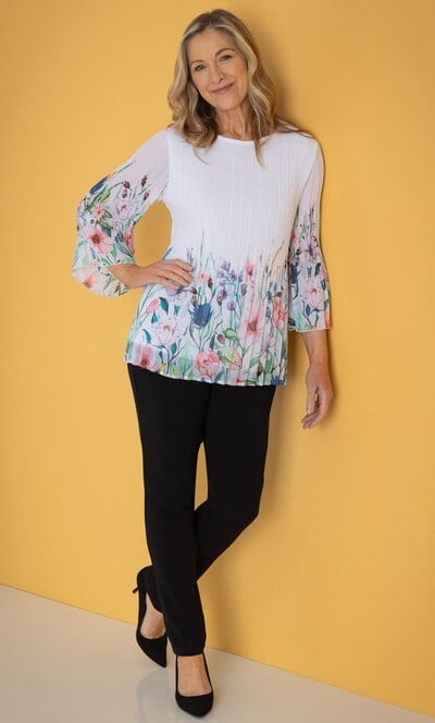 Anna Rose Garden Print Pleated Top