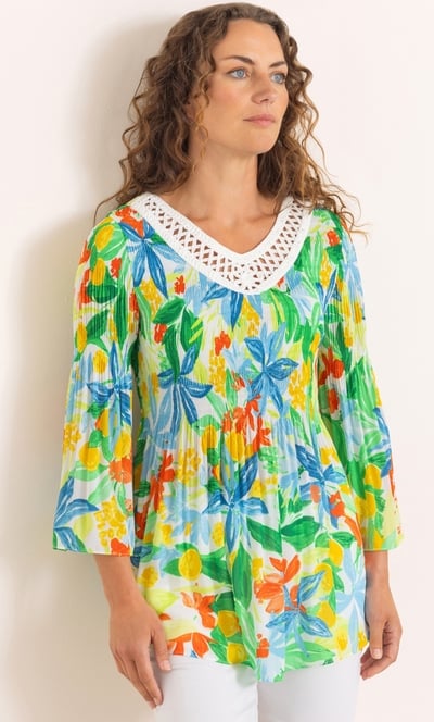 Anna Rose Bouquet Print Pleated Top