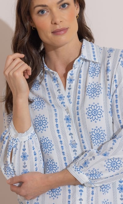 Textured Floral Print Blouse