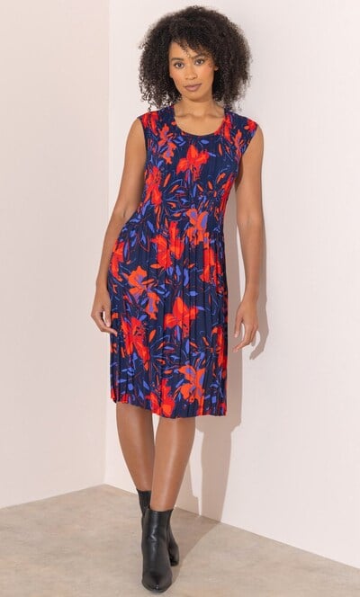 Floral Print Pleated Dress