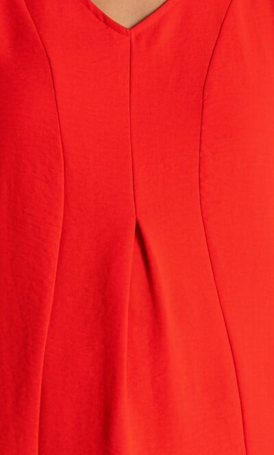Textured V Neck Sleeveless Top