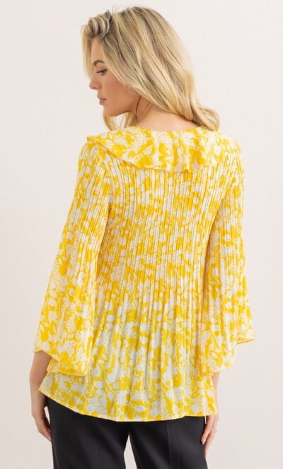Floral Print Pleated Ruffle Top