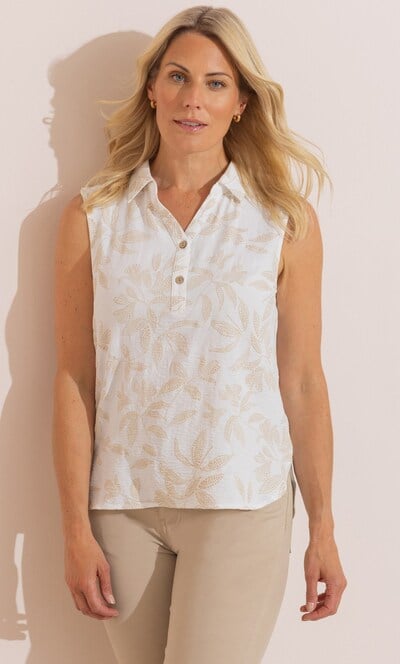 Anna Rose Textured Floral Print Sleeveless Top