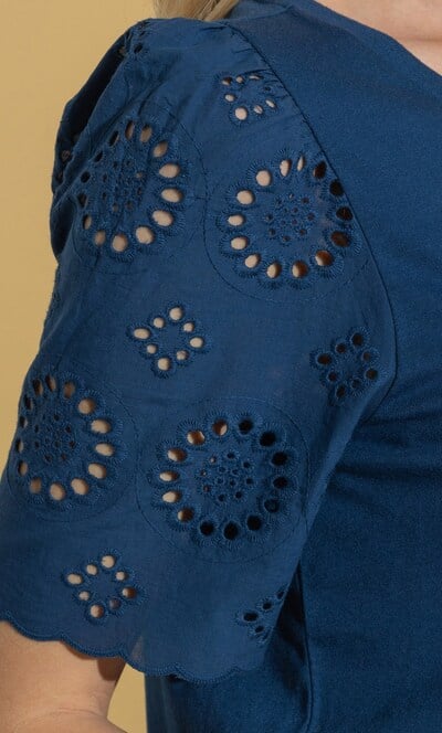 Embroidered Cotton Sleeve Jersey Top