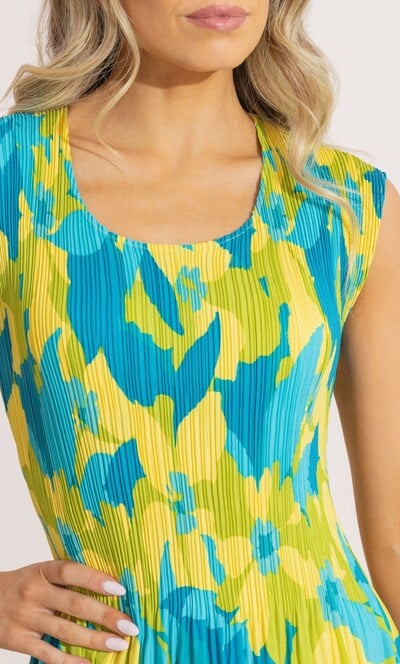 Floral Print Pleated Dress