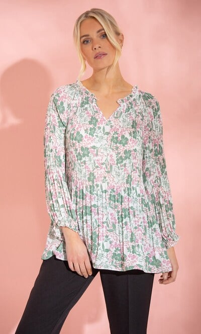 Garden Print Pleated Georgette Top