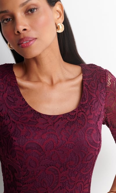 Anna Rose Floral Stretch Lace Midi Dress