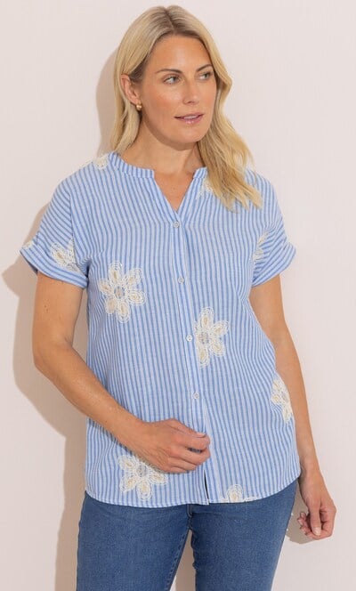 Anna Rose Embellished Striped Short Sleeve Blouse