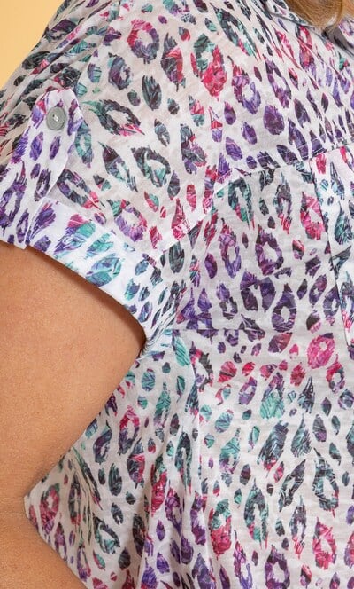 Anna Rose Animal Printed Blouse