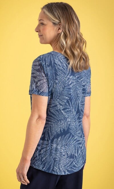Anna Rose Leaf Print Top