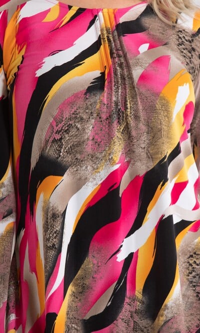 Printed Long Sleeve Jersey Dip Hem Top
